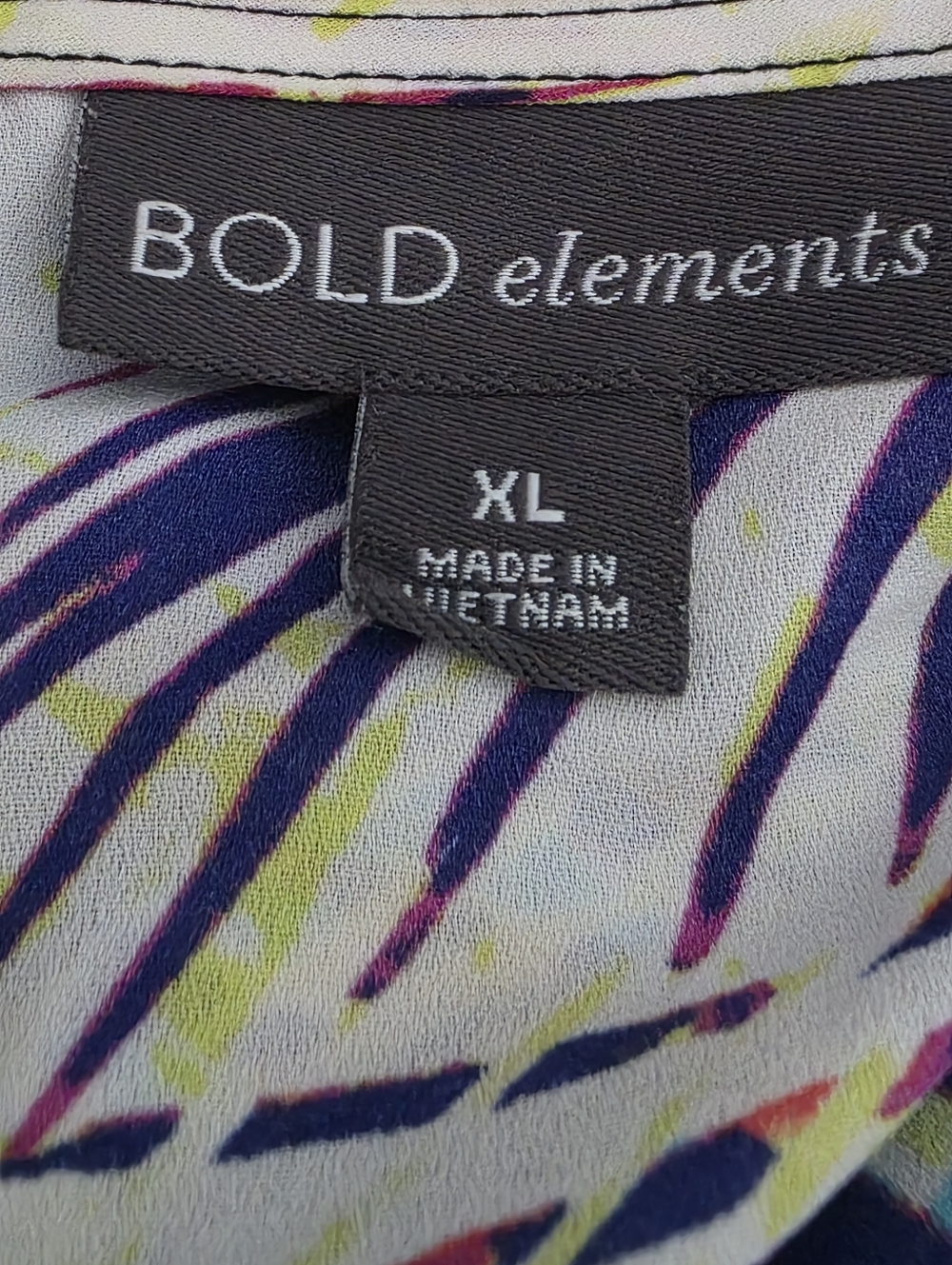 BOLD elements Multicolor Tropical Cold-Shoulder Top Size US/XL - Picture 13 of 14